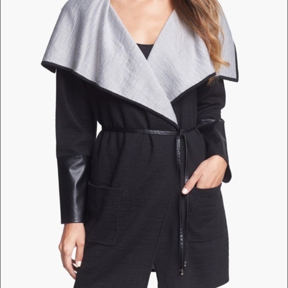 Beatrix and Ost Wrap Sweater in Black size large​​​​​​​​​​​​​​​​​​​​​​​​​​